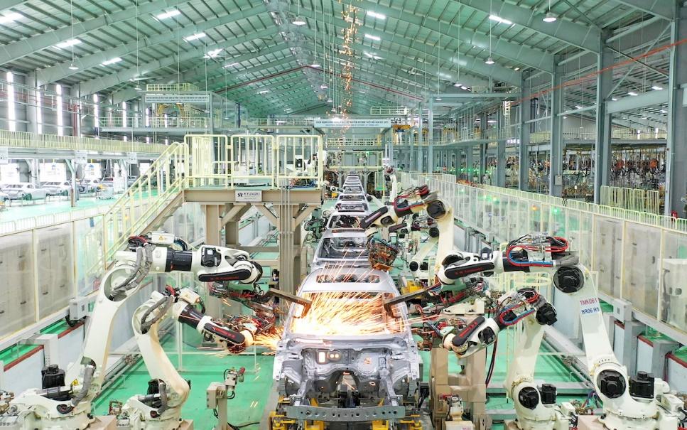 在 Thaco Auto 工厂（广南省朱莱工业园）制造和组装马自达汽车。 照片：THACO汽车